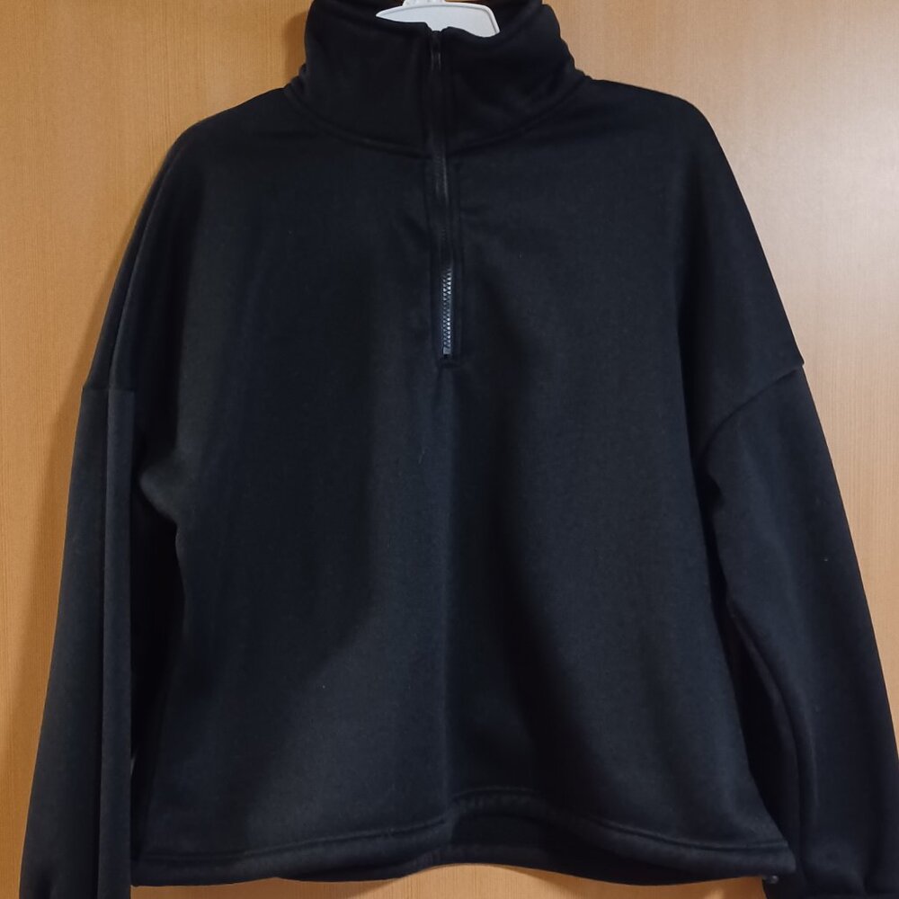 Black zipper sweater (Shein)